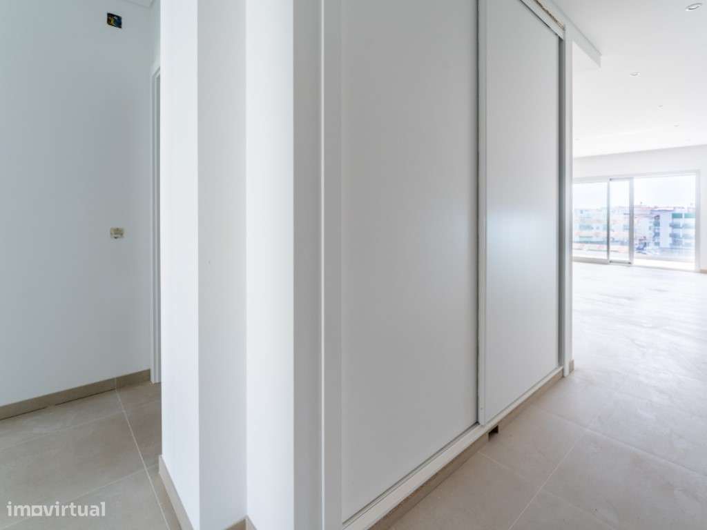 Apartamento T3 junto ao mercado- 200 mts da praia-8