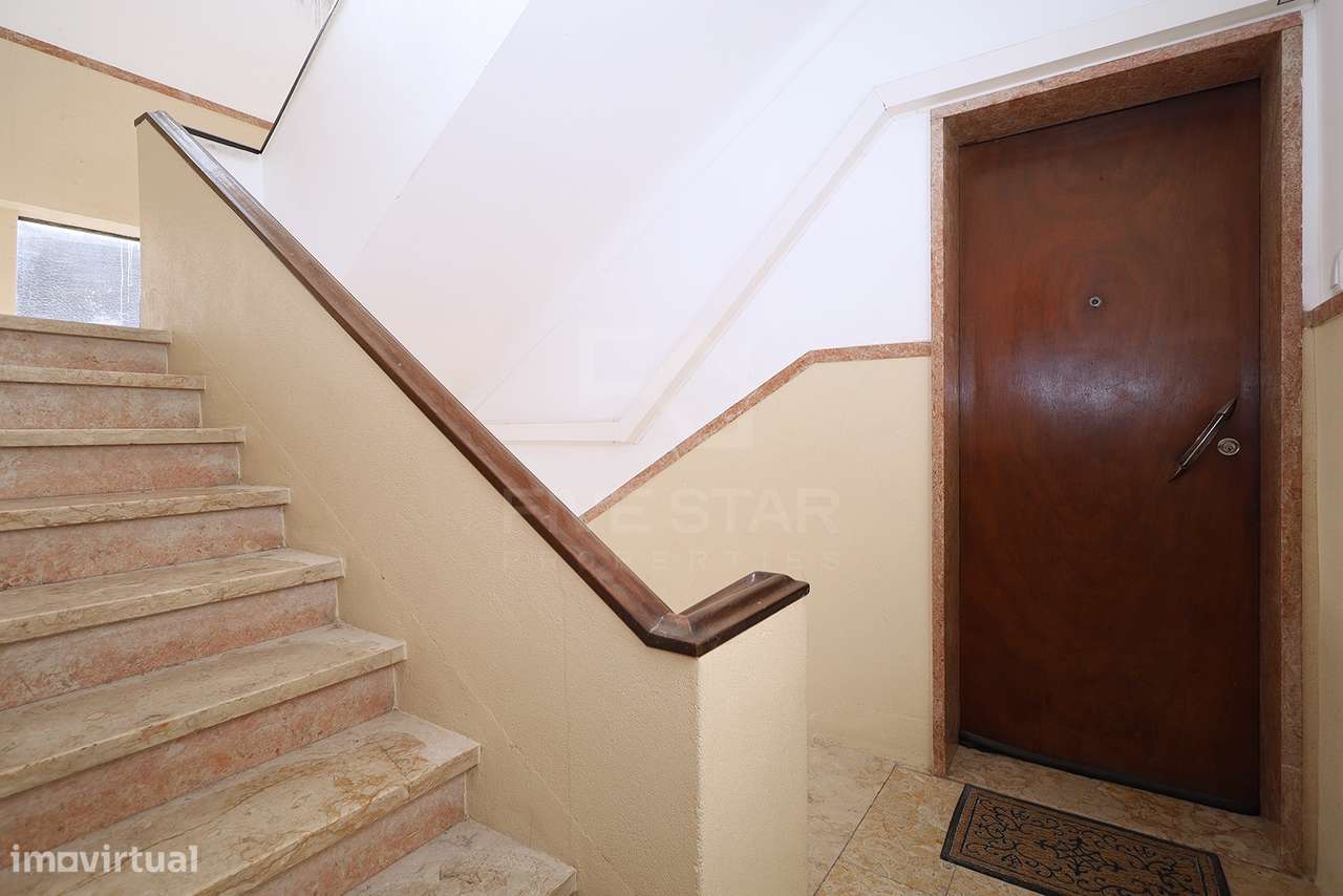 T2 Renovado - Monte da Caparica - Junto a FCT Univ. Nova - Grande imagem: 4/25