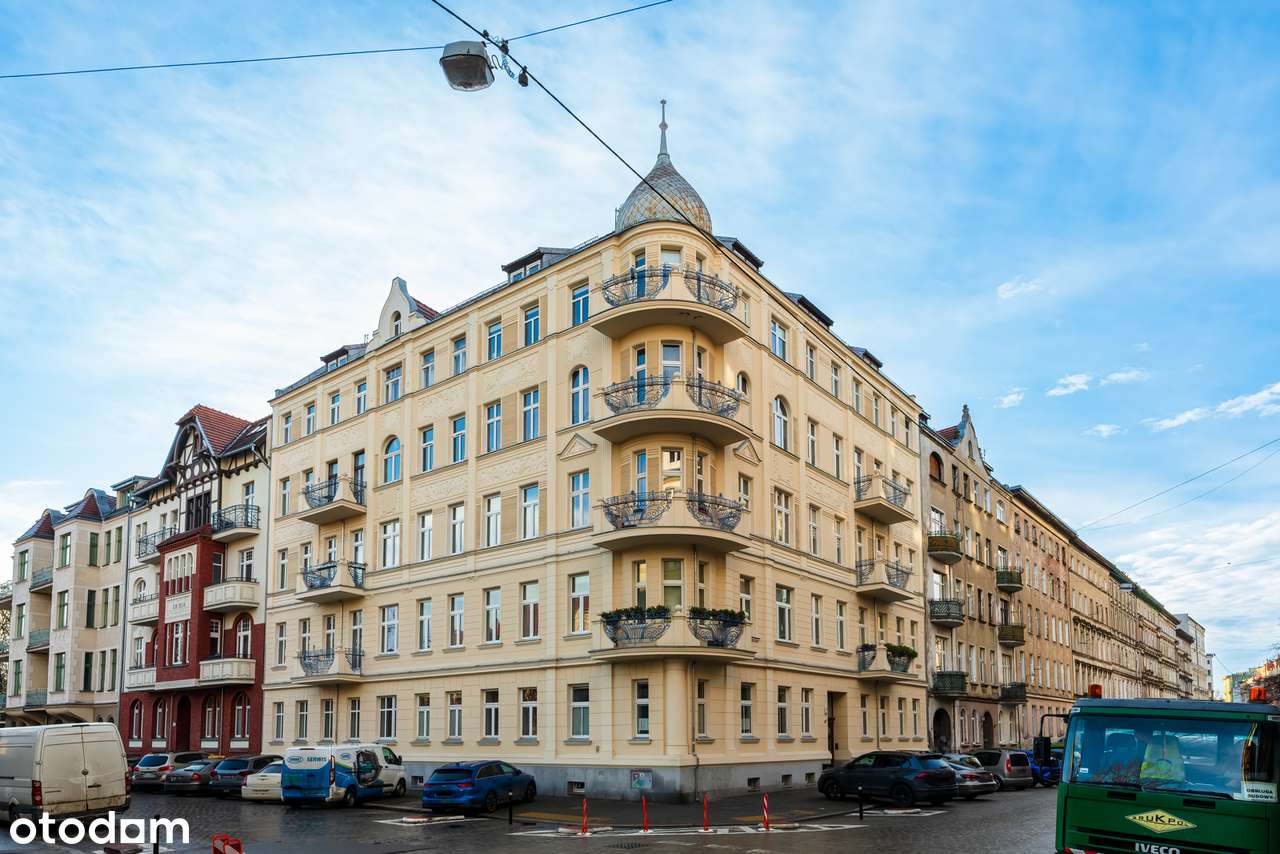 Apartament z duszą w odrestaurowanej kamiennicy-Premium-12