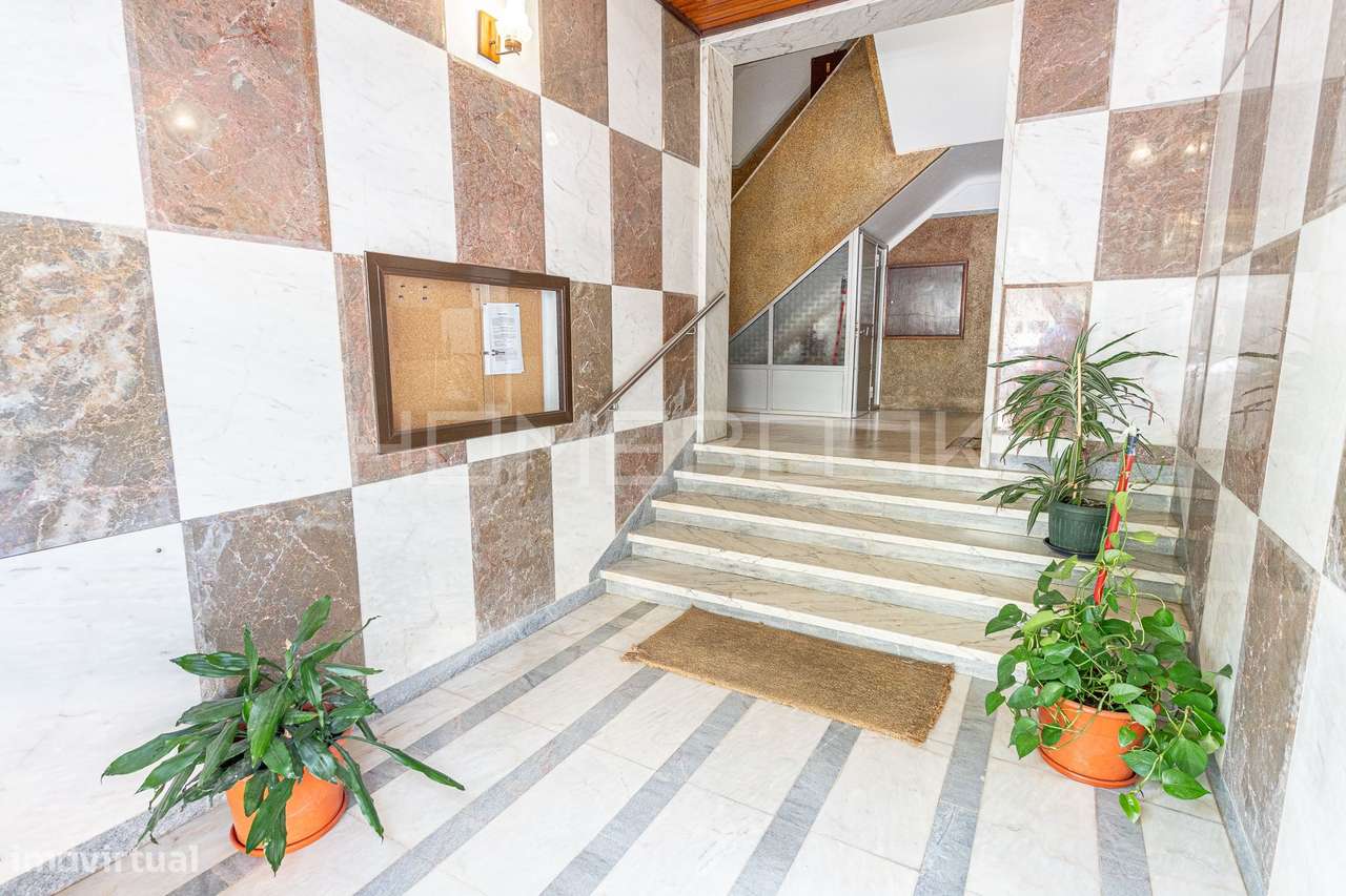 Apartamento T2 Setúbal-15