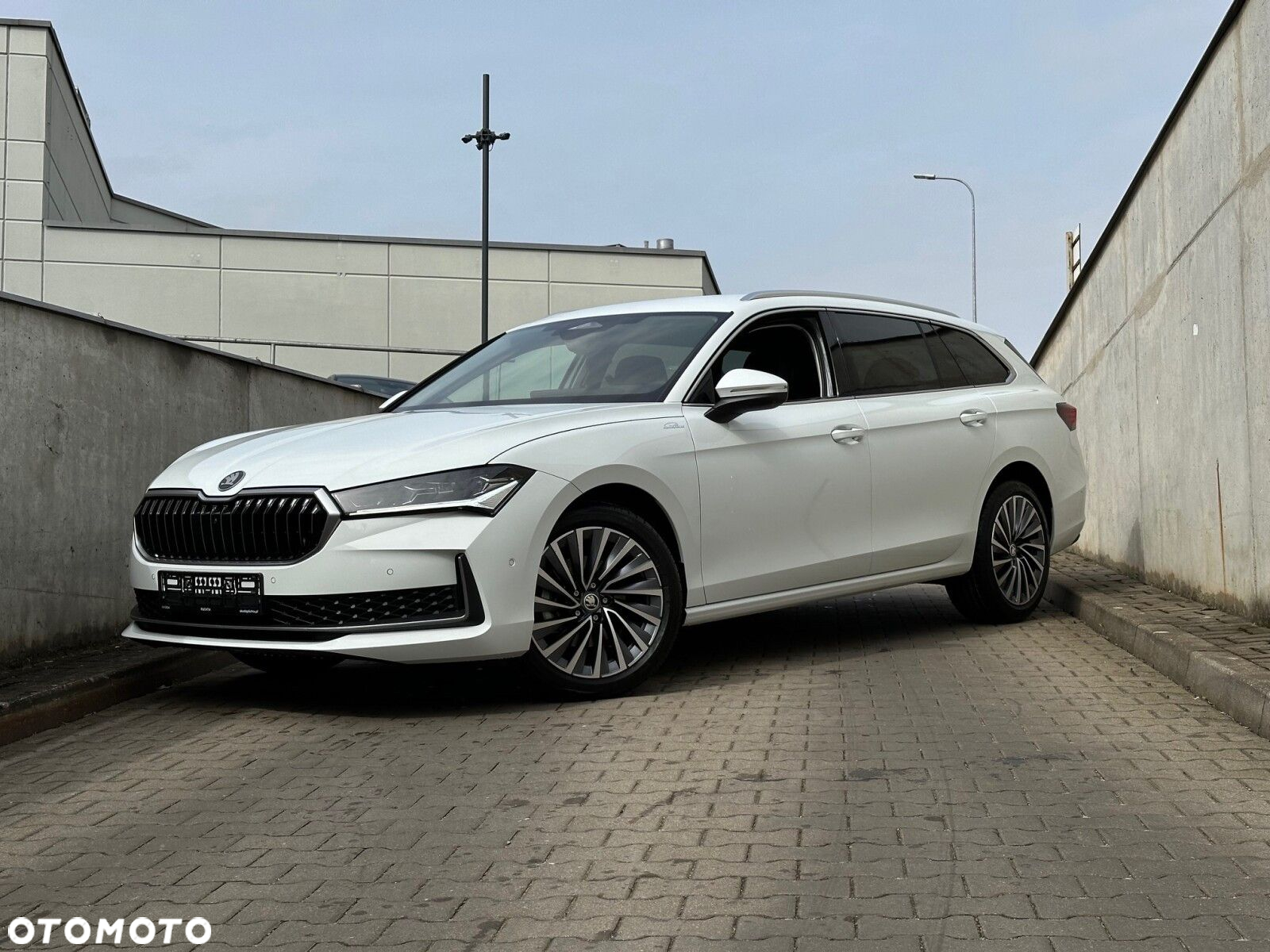 Skoda Superb - 4