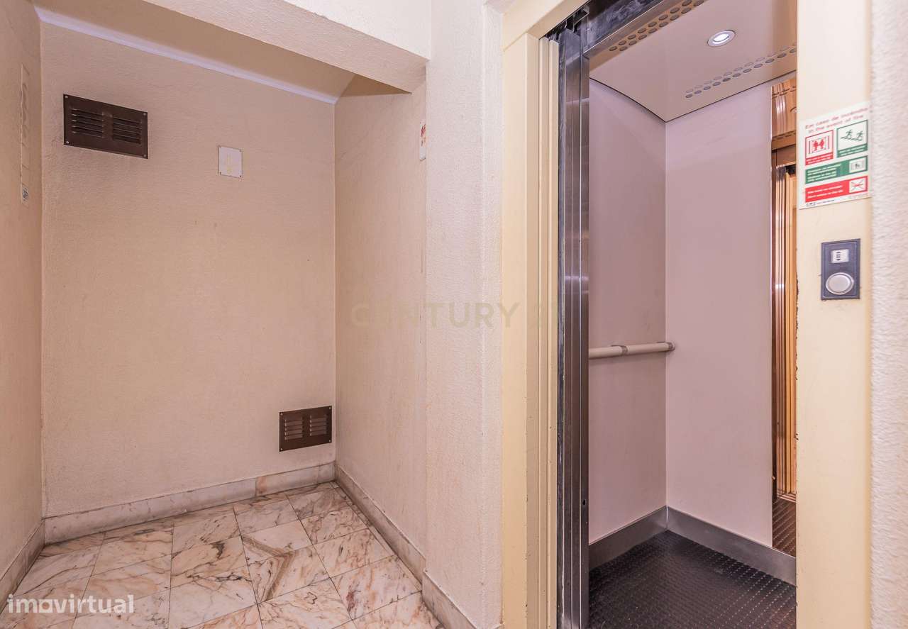 Apartamento T3 em S. Marcos/Cacém com Arrecadação-31