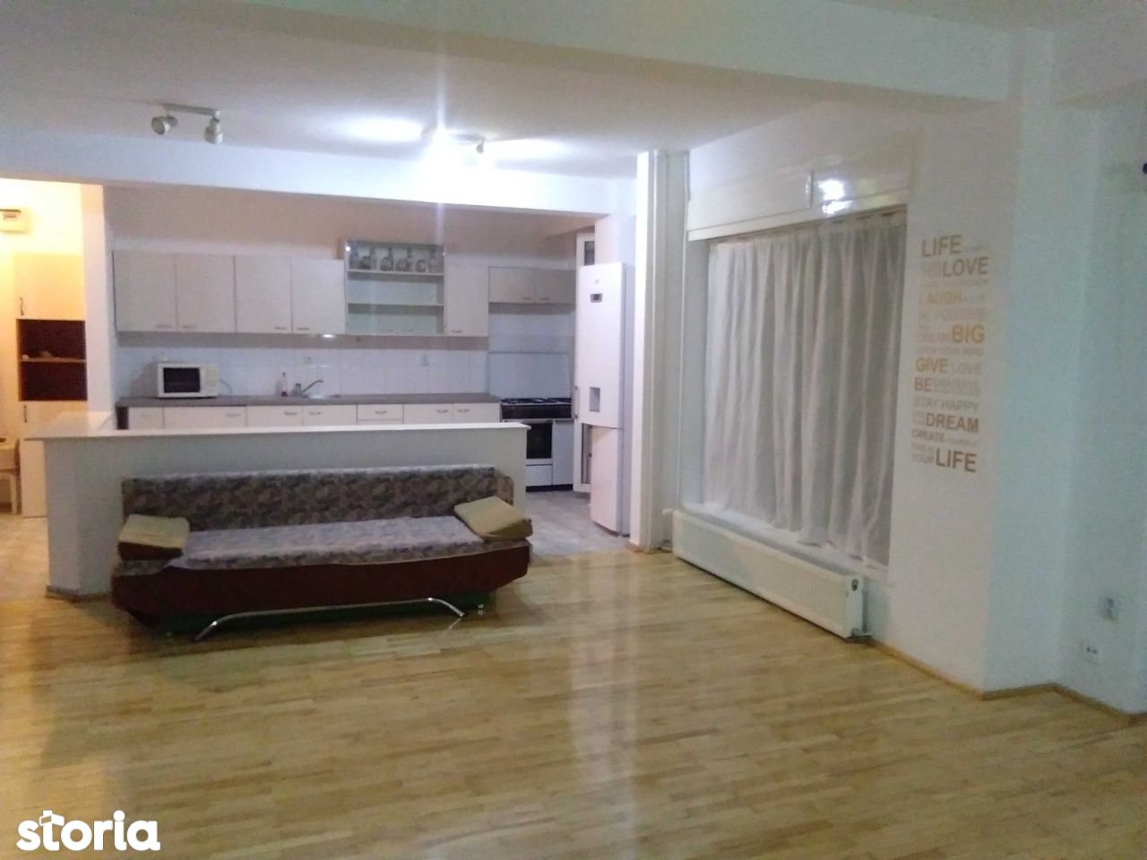 Apartament cu 3 camere, in cartierul Gheorgheni.