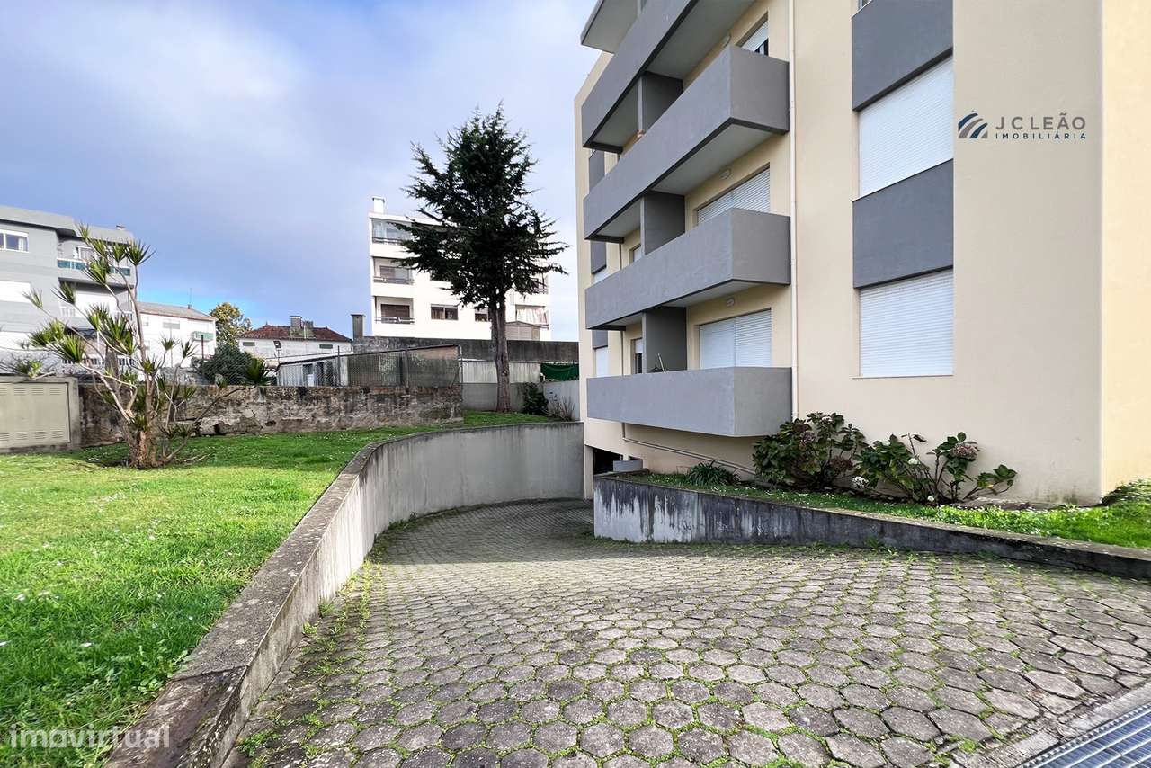 Apartamento T2 com Exposição Solar Nascente/Poente - Moreira da Maia-16