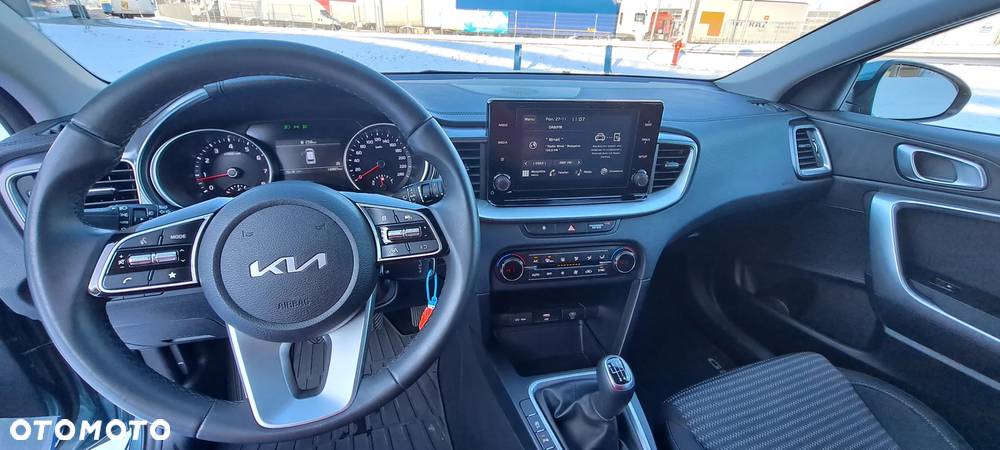 Kia Ceed 1.5 T-GDI M - 23