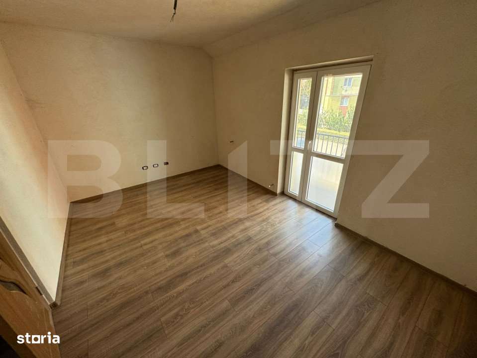 Apartament Tip Casa cu Scara interioara, Curte si Garaj generos –Mic - Imagine principală: 2/10