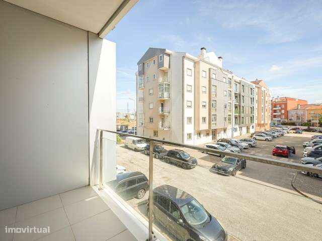 Apartamento T2 com varandas e garagem fechada no centro de Aveiro-30