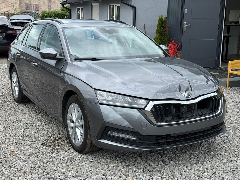 Skoda Octavia IV 1.0 TSI e-Tec Ambition DSG 2023