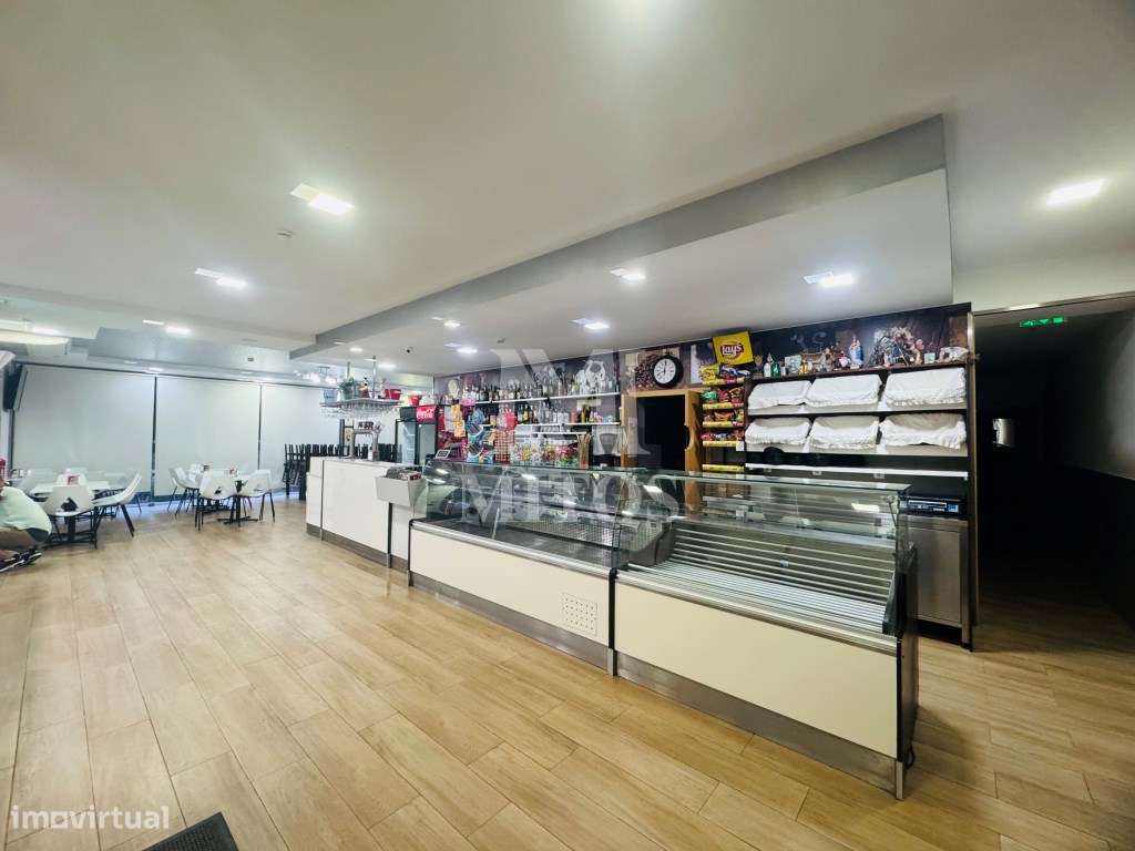 Café/Bar totalmente equipado e pronto a funcionar - Grande imagem: 4/27