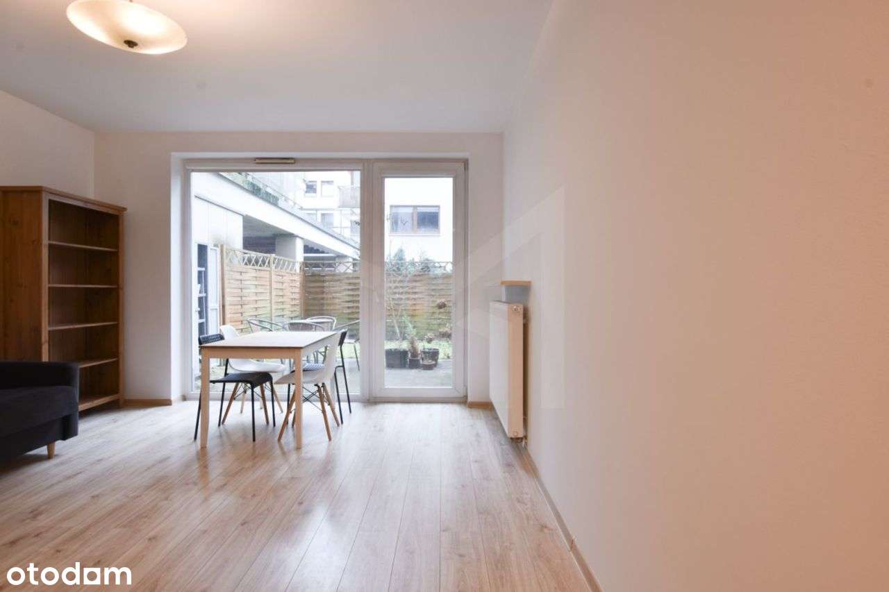 Longbridge ul. Kościelna, ogród, garaż, kom.lokato