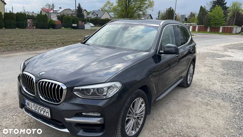 BMW X3 xDrive30i Luxury Line - 7