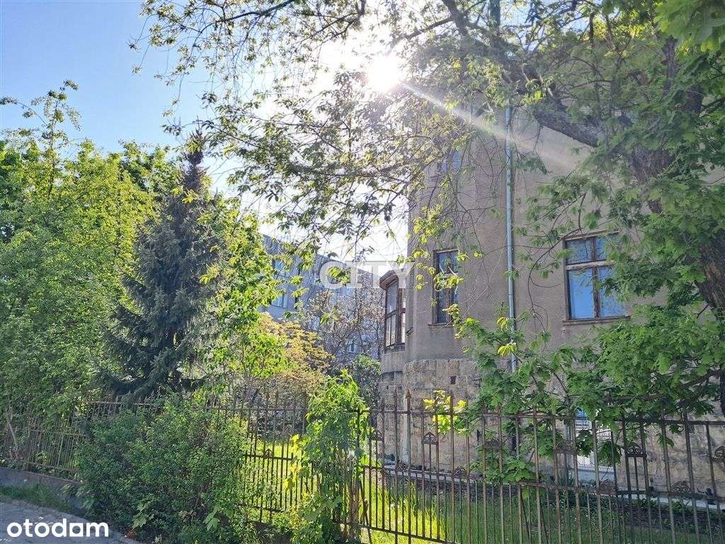 Mieszkanie z potencjałem w dzielnicy Borek-0