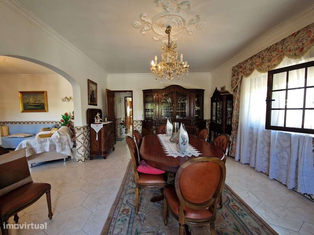 Moradia isolada como nova em Fernão Ferro-50