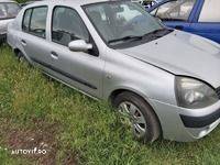 Dezmembrez Renault Clio - 2