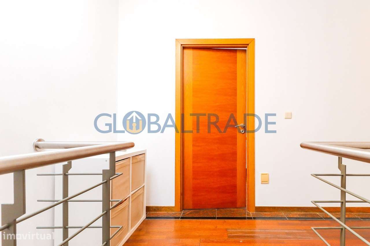 Moradia T3 com Terraço em Valbom-48