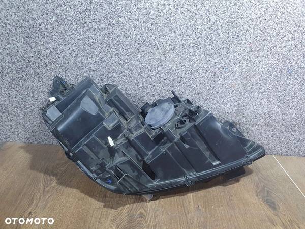 PEUGEOT 3008 2 5008 II LAMPA LEWY PRZÓD 9810478180 - 9