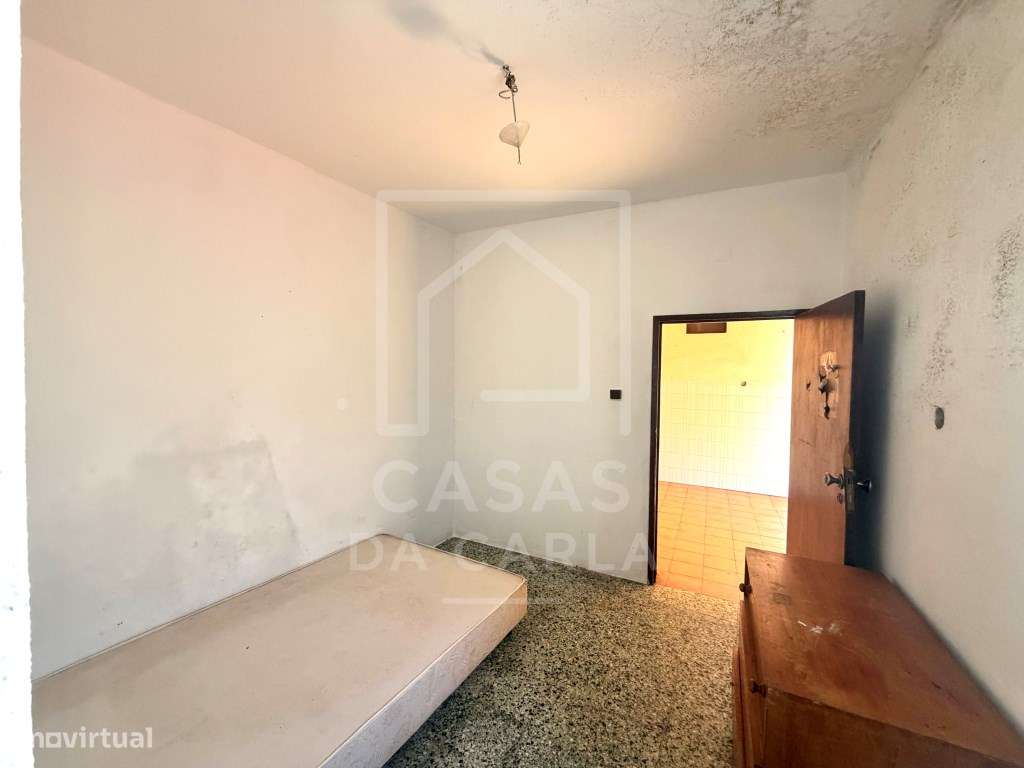 Moradia T2 com quintal em Cuba-13