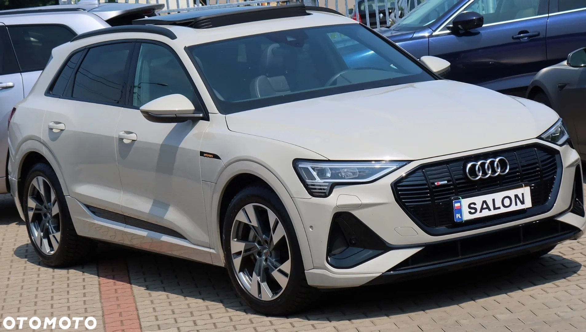 Audi e-tron 50 quattro S line - 36