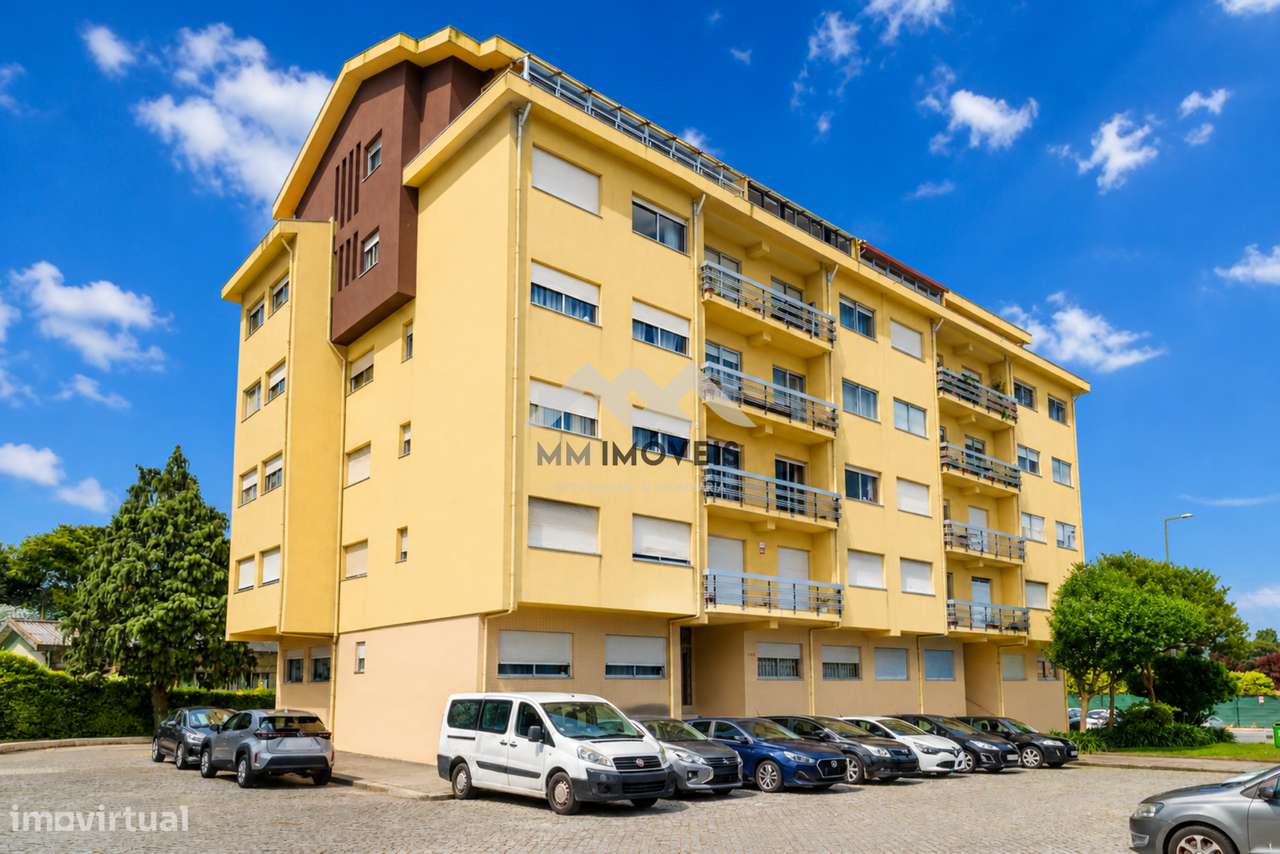 Apartamento T3 Duplex 2 Frentes 145M Varandas Garagem