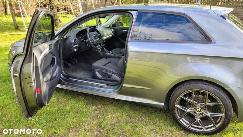 Audi A3 1.6 TDI DPF Ambition - 11