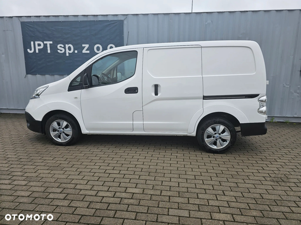 Nissan E-NV200 - 4