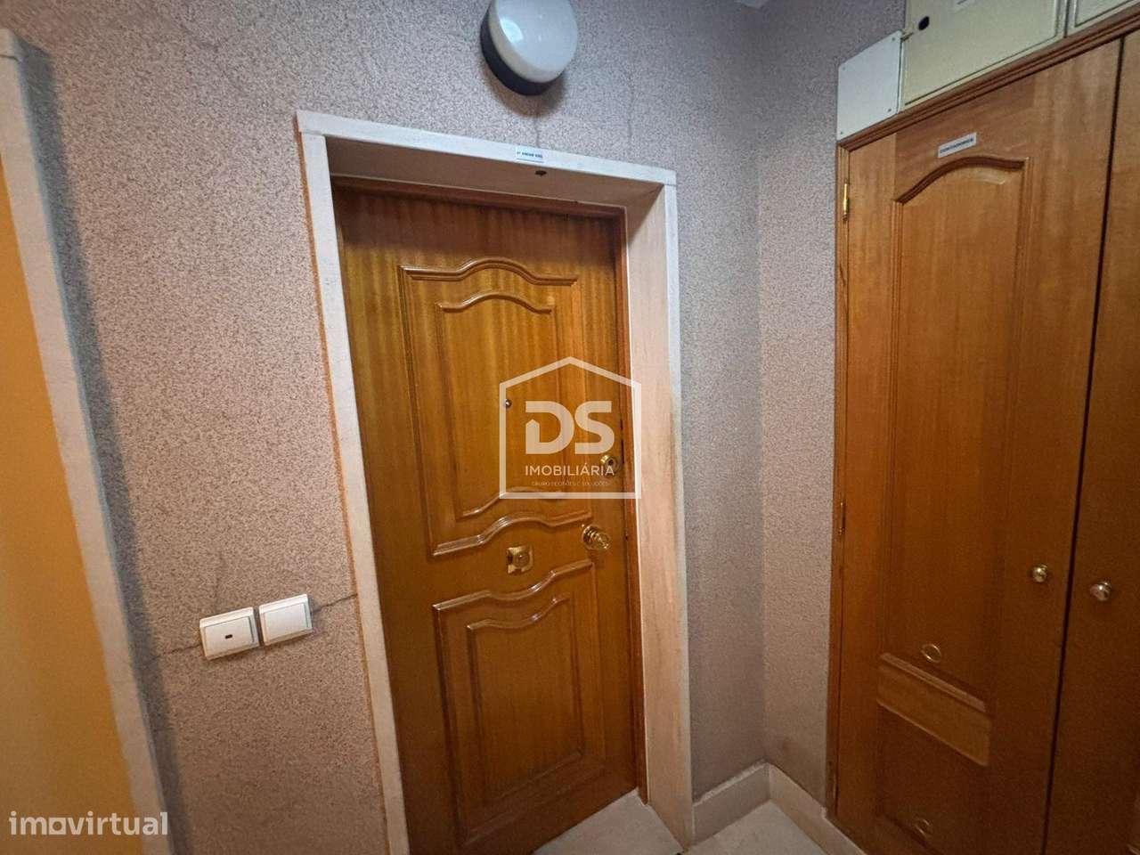Apartamento T3 Venda em Ramada e Caneças,Odivelas-4