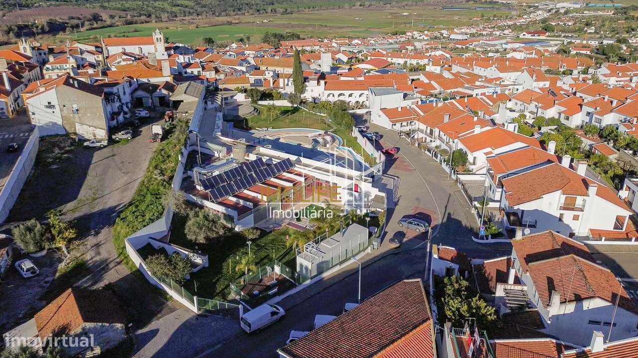Moradia T3 com quintal em Mora-45