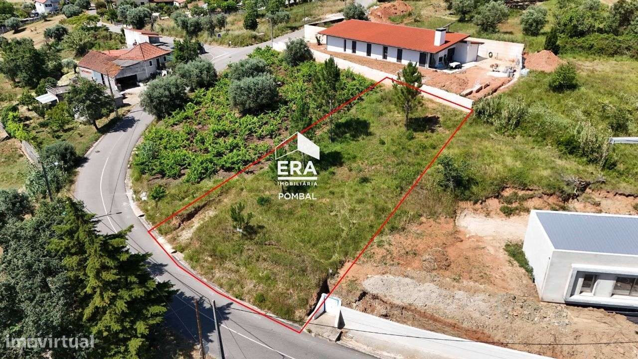 Terreno com 550 m2 - Grande imagem: 2/13