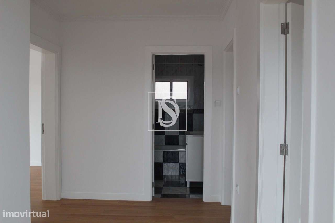 Moradia  T2+1 em Lustosa-9