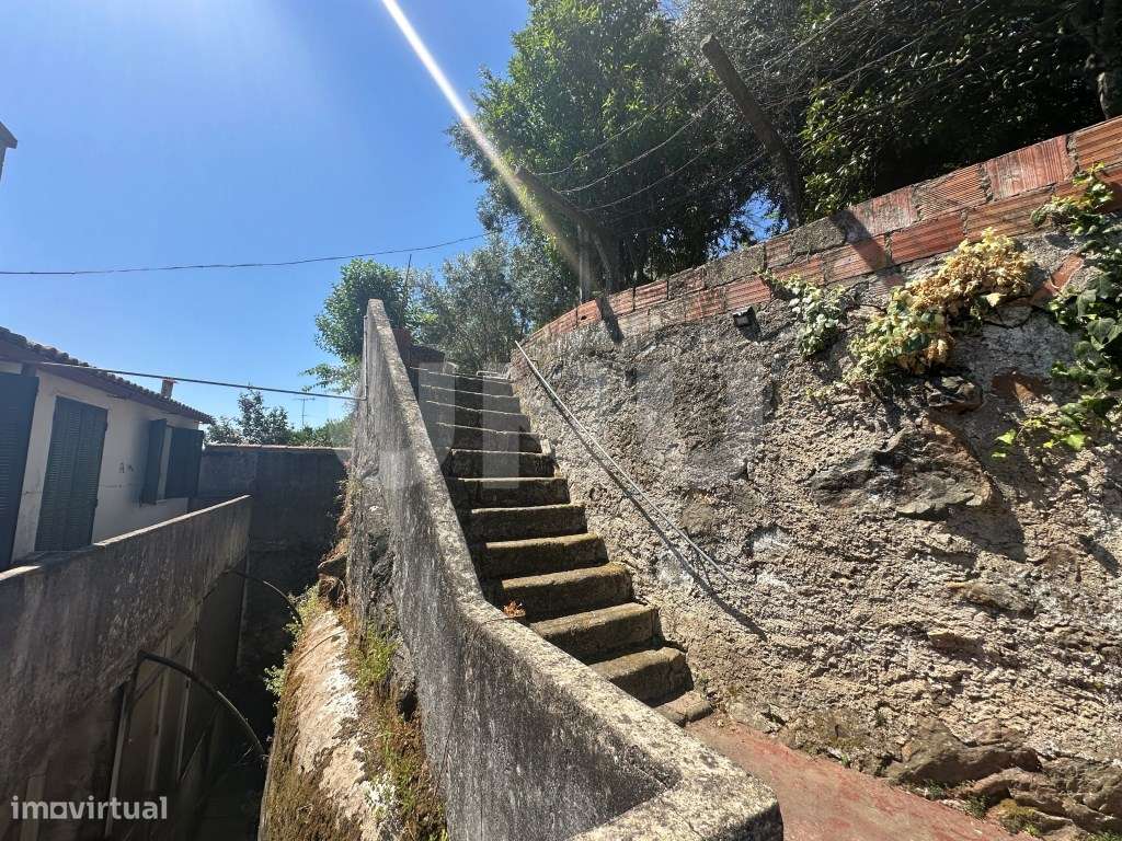 Apartamento T4 com Terraço e Logradouro - Zona Histórica-6