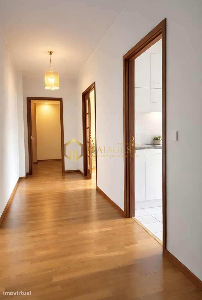 Apartamento T2+1 com Garagem nos Prestigiados Pinhais da Foz - Grande imagem: 3/21