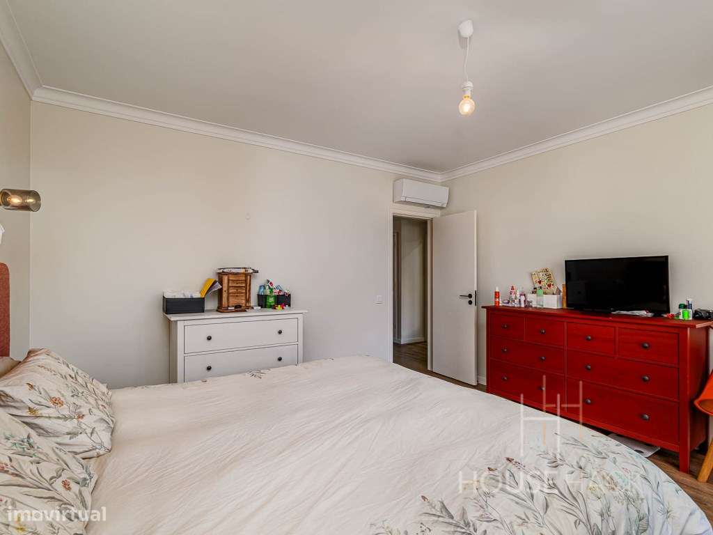 T2+2 Duplex Renovado com parqueamento e arrecadação-14