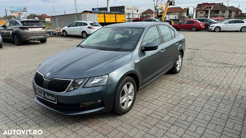 Skoda Octavia - 2