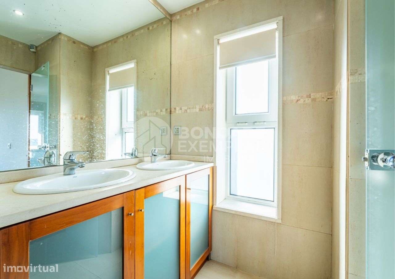 Excelente Moradia V4 - Quinta de Lousã - Valongo-30