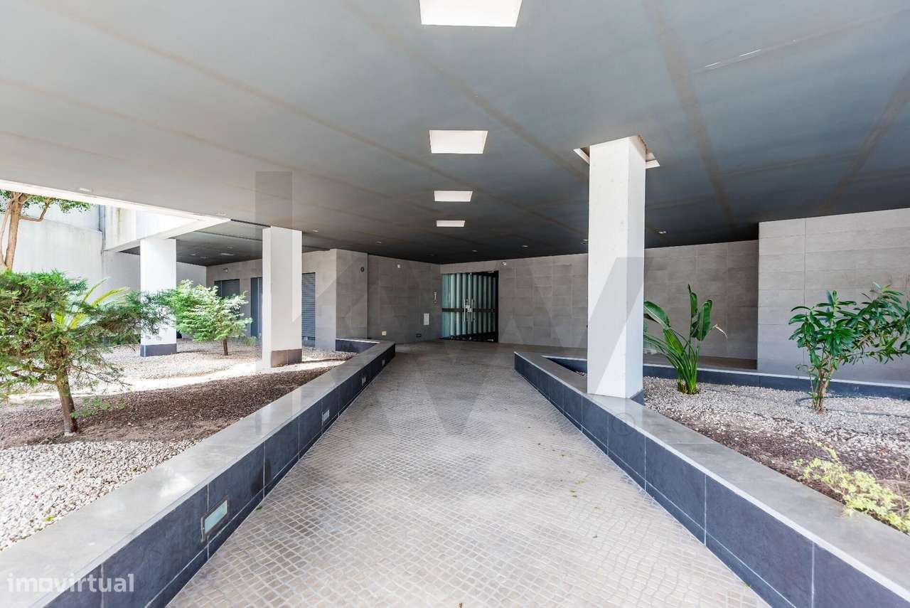 Apart T3 -  Condomínio fechado - Varandas - Piscina - Box para 3 viatu-58