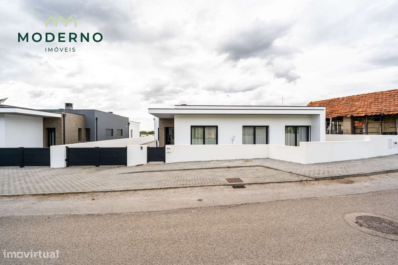 Moradia T3 Semi-Nova com 3 Suítes – Antões, Louriçal, Pombal-50