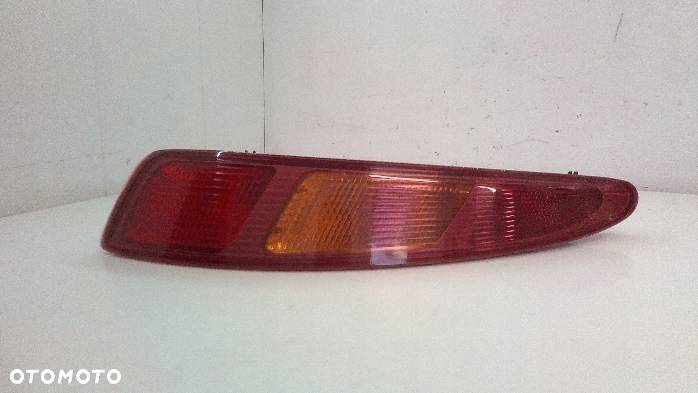 Lampa prawa tylna Alfa Romeo GT - 1