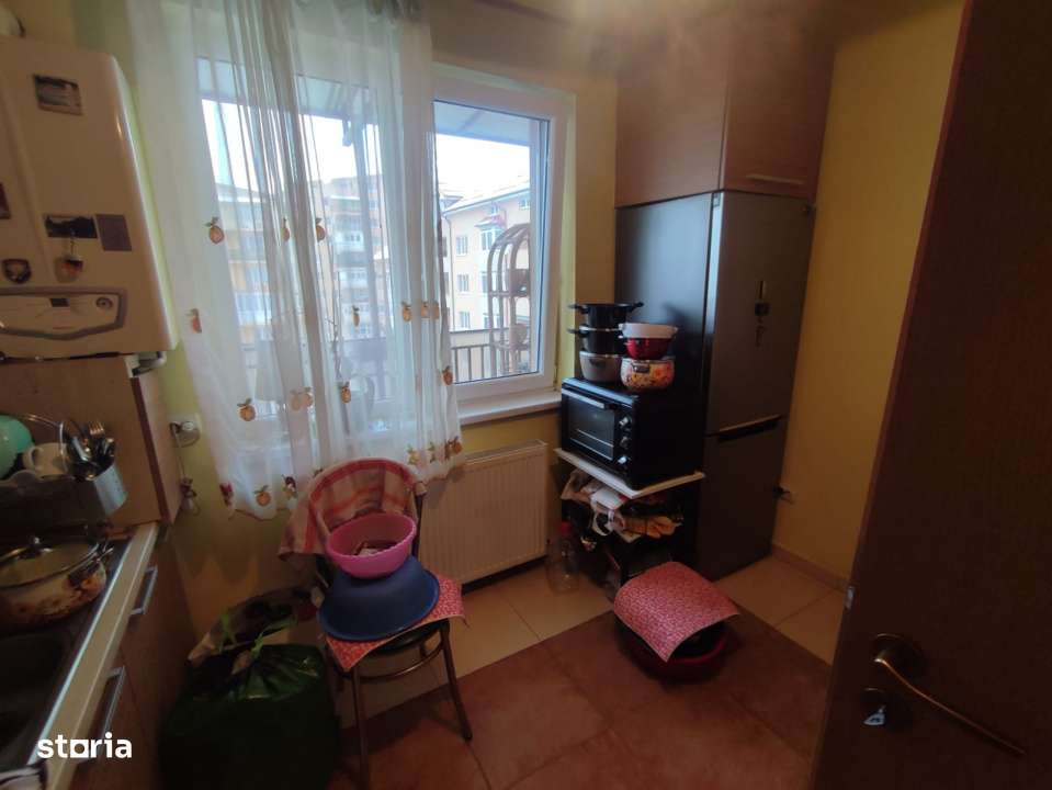 Apartament de 2 camere, decomandat, 77 mp., zona Nord - Imagine principală: 4/12