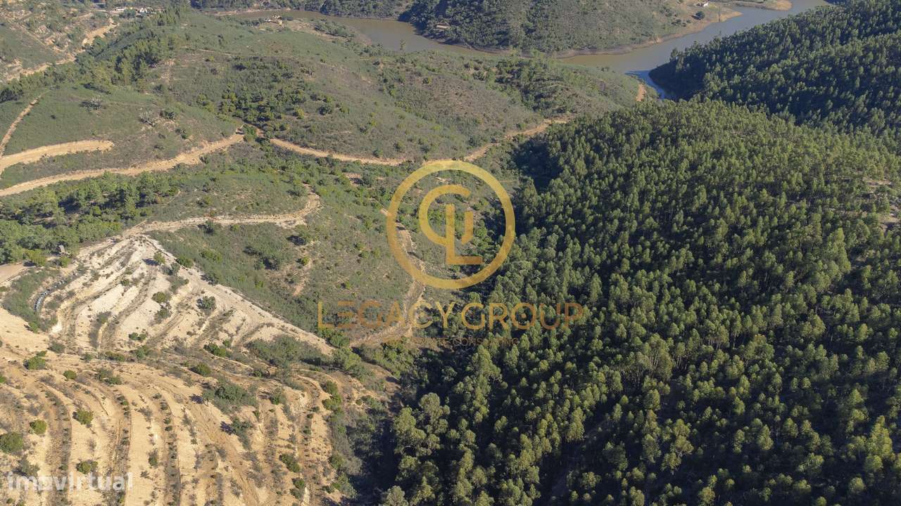 Propriedade de 10 hectares perto da barragem de Odelouca - Grande imagem: 4/35