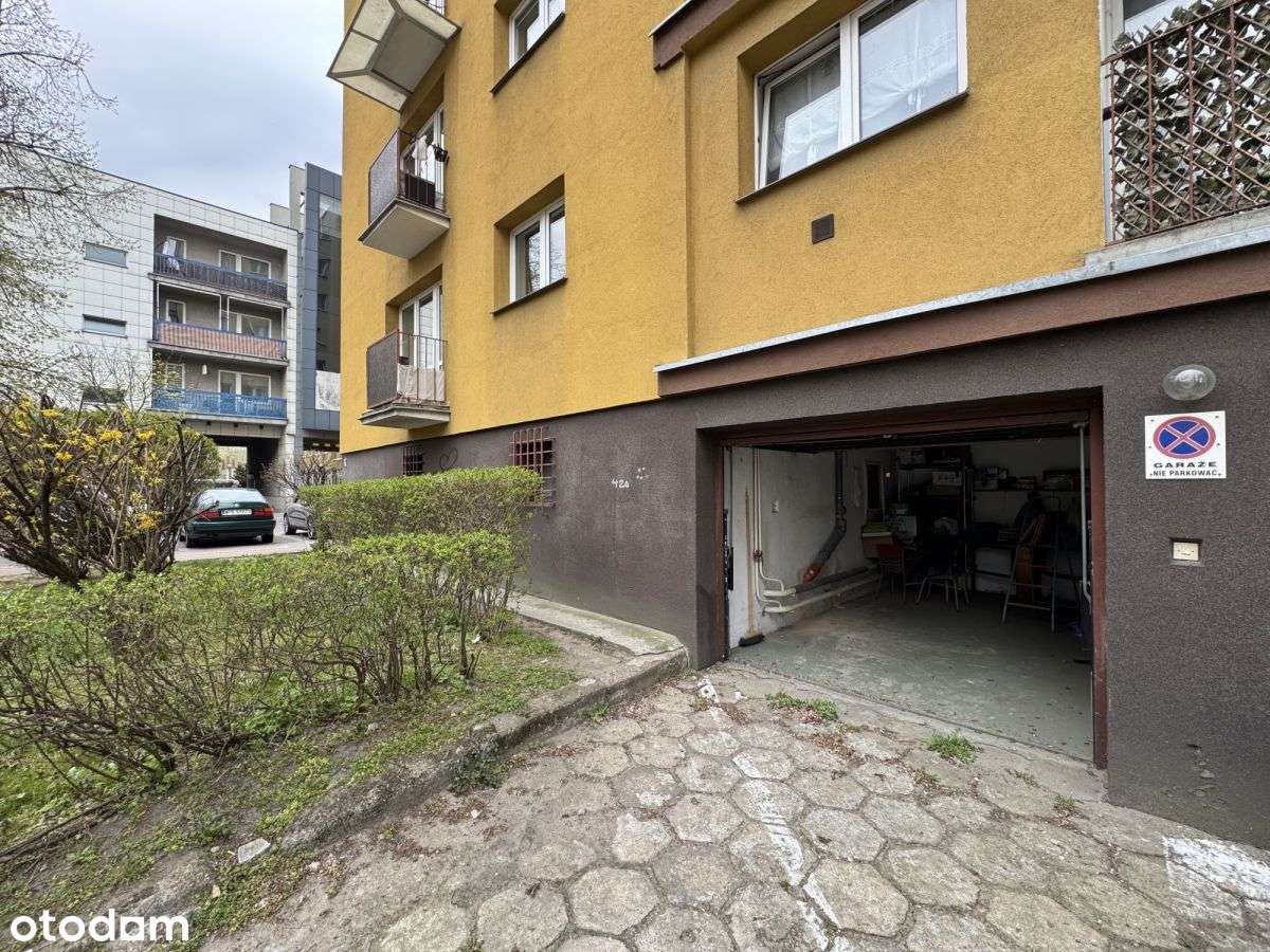 Murowany garaż w ścisłym Centrum Pruszkowa