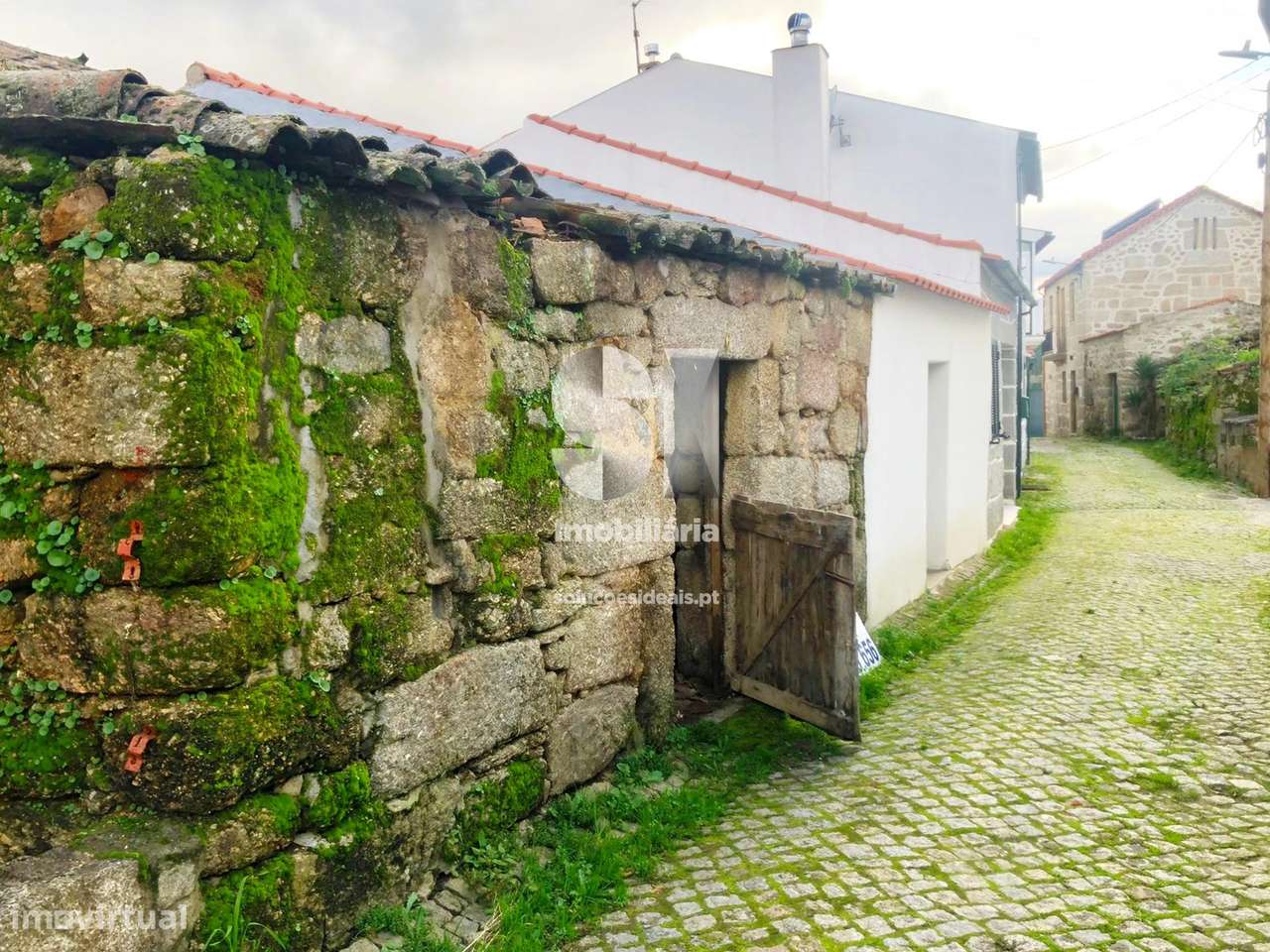 Moradia para Restaurar - Guarda T0 - Grande imagem: 2/11