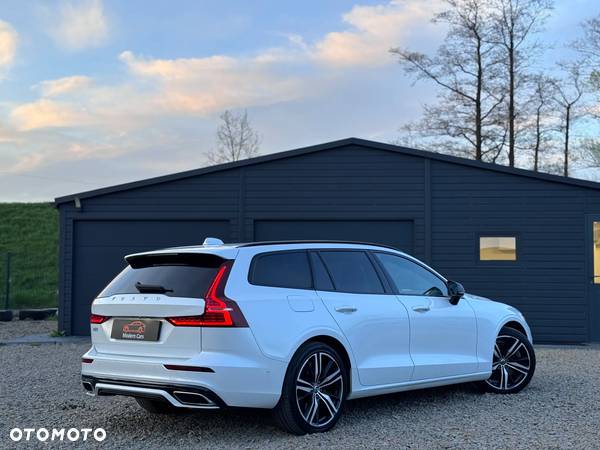 Volvo V60 T6 AWD Recharge Geartronic RDesign - 5
