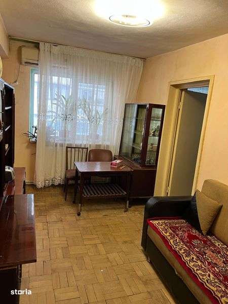 Vand apartament pe Unirii BUZAU - Imagine principală: 4/5