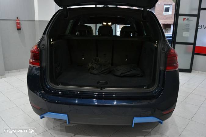 BMW iX3 Impressive - 11