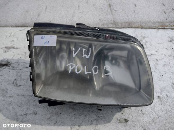 LAMPA PRZÓD PRAWA VOLKSWAGEN POLO 3 2000 ROK - 2