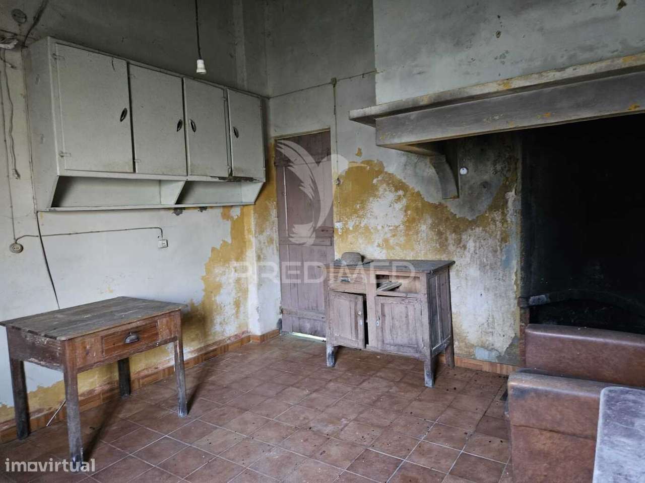 Casinha de campo para restaurar - Grande imagem: 5/8