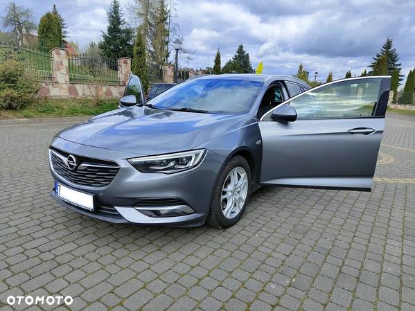 Opel Insignia Grand Sport 2.0 Diesel Exclusive - 1