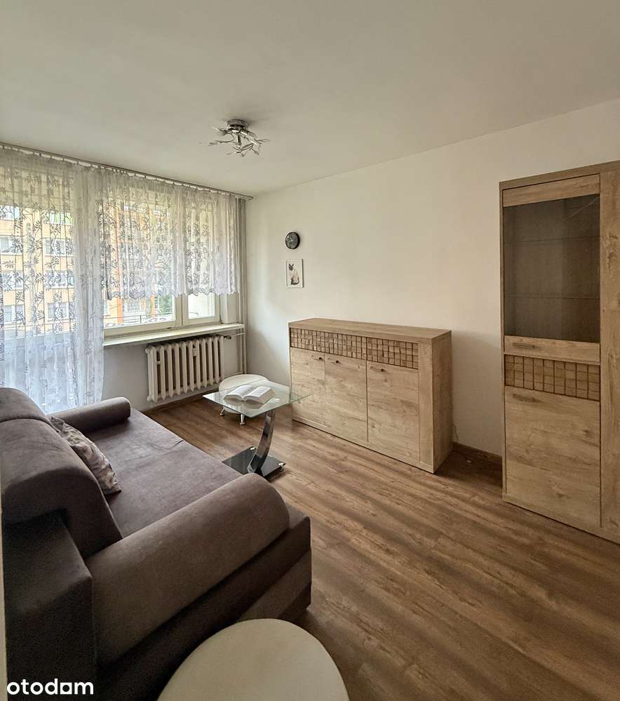 Przestronne 3-pokojowe mieszkanie z BALKONEM i ŁAZIENKĄ PO REMONCIE - Pełny obrazek: 5/11