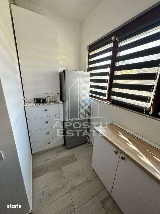 Apartament 3 camere ,clima, prima inchiriere , zona Dumbravita - Imagine principală: 5/11