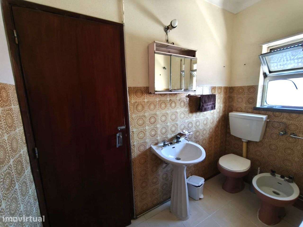 Apartamento T3+T2 com garagem, Amieirinha-Marinha Grande-15